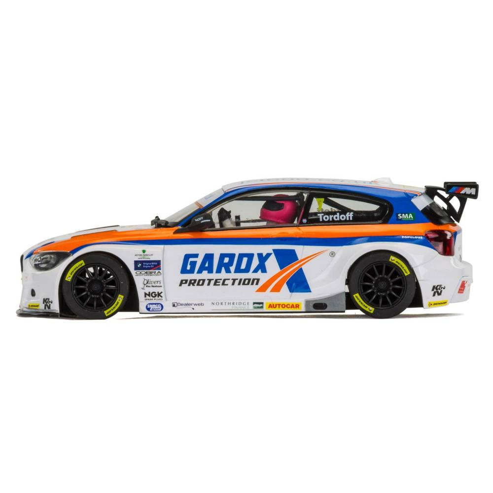 Scalextric 1:32 - BTCC BMW 125 Series 1 - 2015