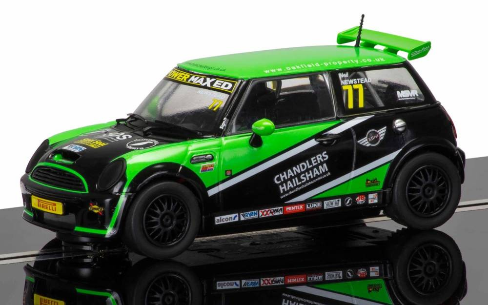 Scalextric 1:32 - BMW MINI Cooper S - MINI Challenge 2015